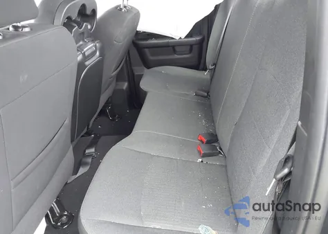 2021 Ram 1500 Classic Warlock 4X4 6'4 Box z USA, uszkodzony, nr VIN 1C6RR7GG4MS510491